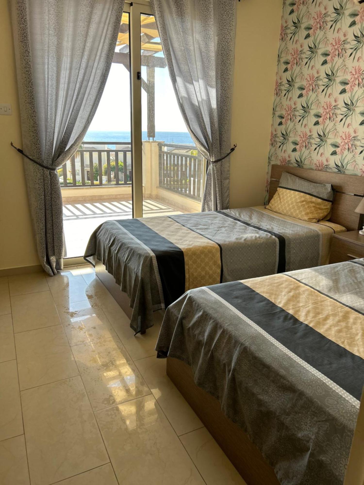 Villa Denis, Marine Drive, Coral Bay Peyia Exterior photo